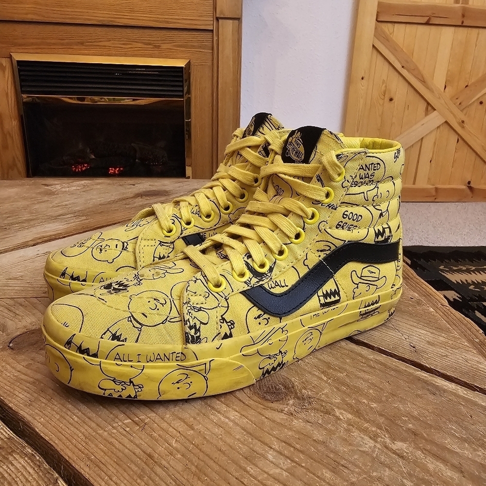 Vans Peanuts Charlie Brown Sk8-Hi  Womens 6.5 Men's 5 Unisex